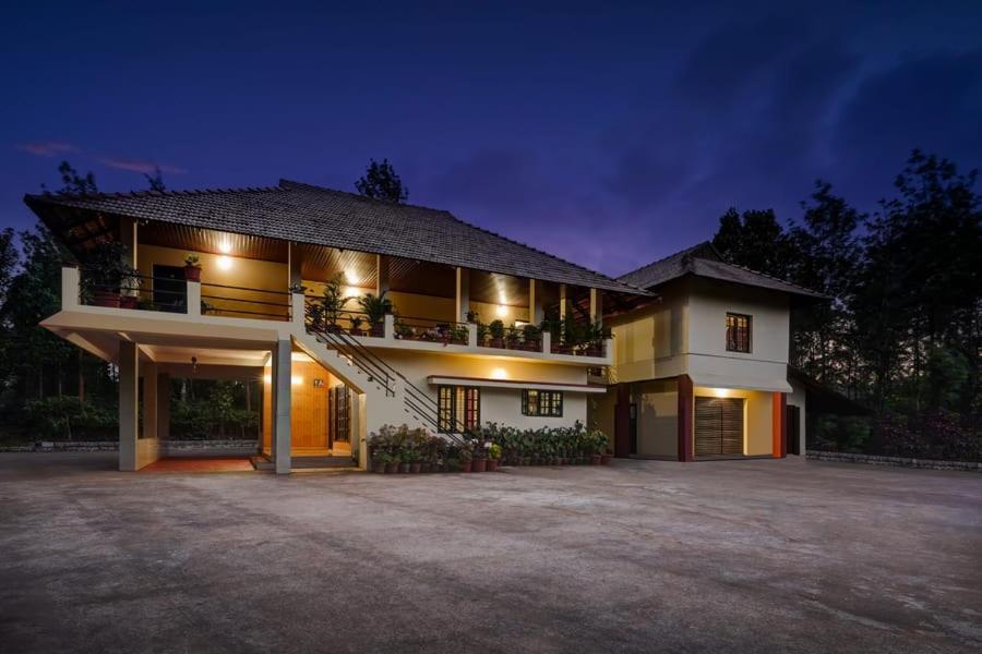 Coorg Bliss Estate Stay 마디케리 외부 사진