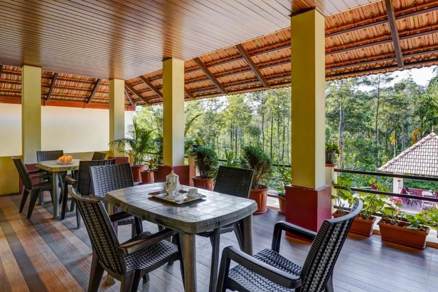 Coorg Bliss Estate Stay 마디케리 외부 사진
